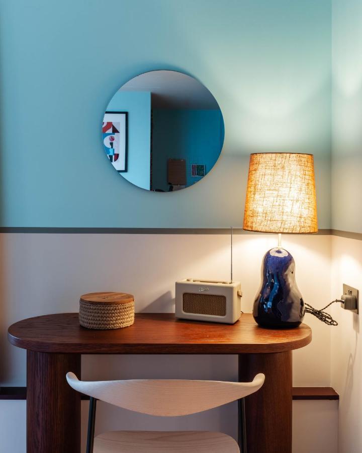 Room2 London Chiswick Hometel Exterior photo