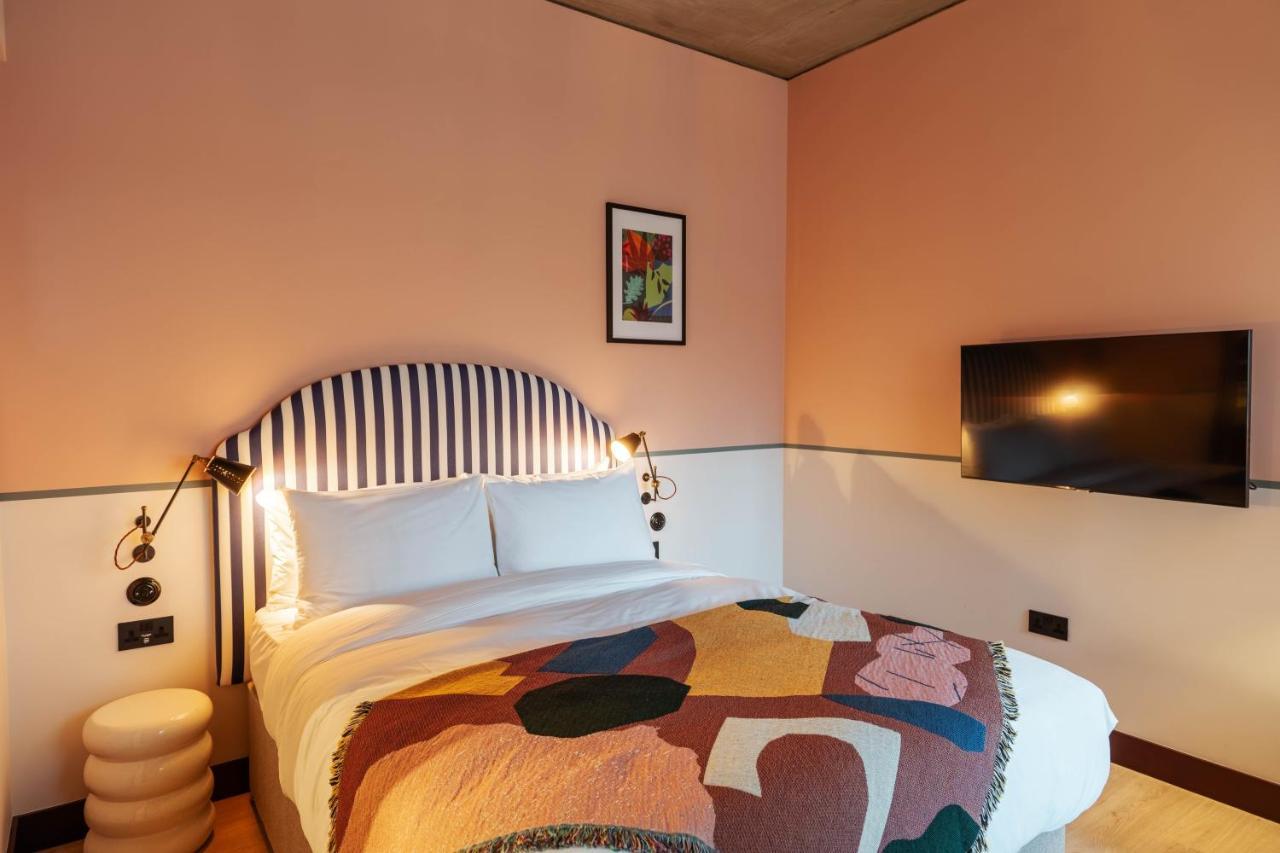 Room2 London Chiswick Hometel Exterior photo